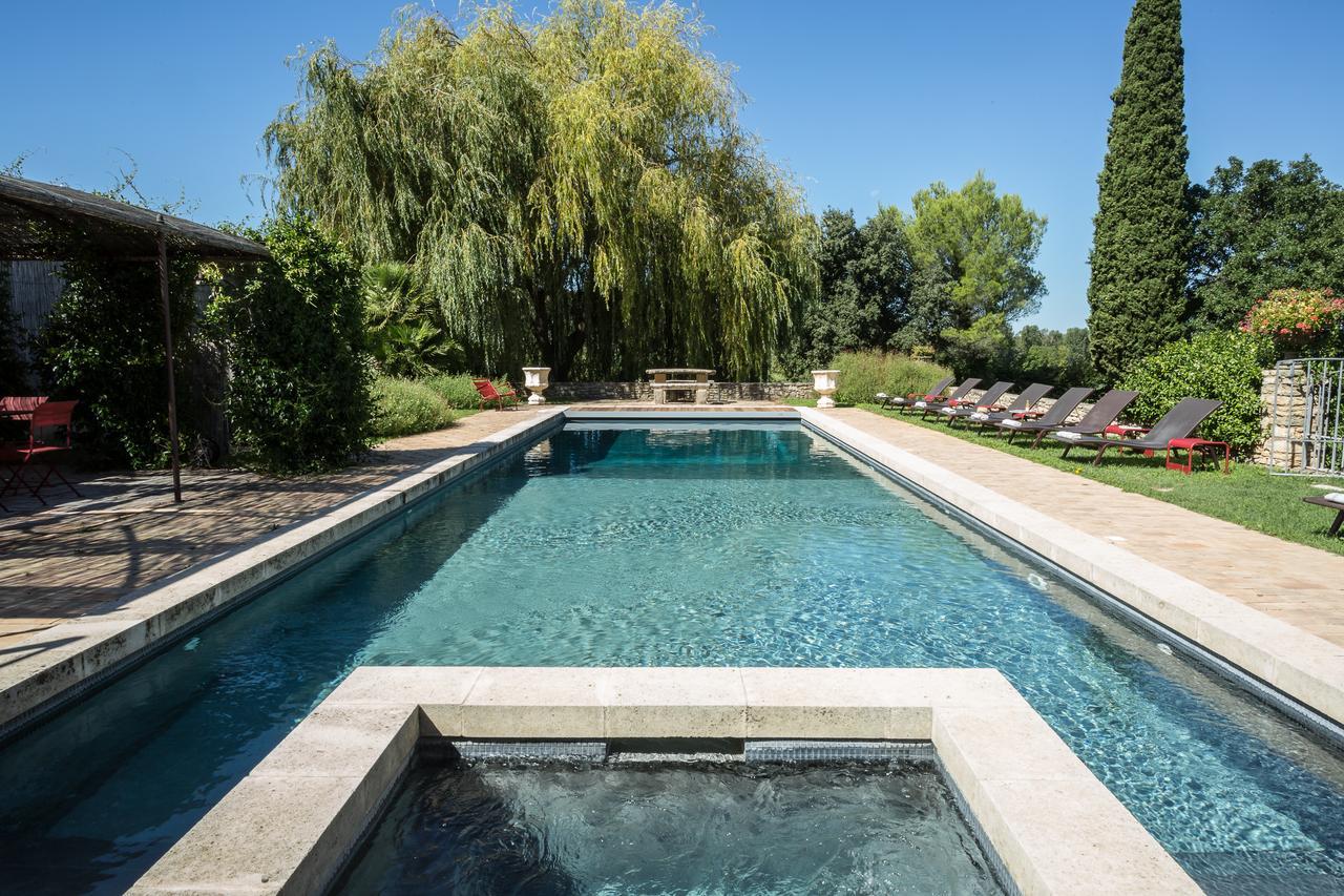 Domaine De Fos Bed and Breakfast Montaren-et-Saint-Médiers Exteriör bild